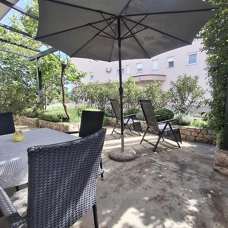 Apartman Vitamare 160 M From The Beach Novi Vinodolski Buitenkant foto