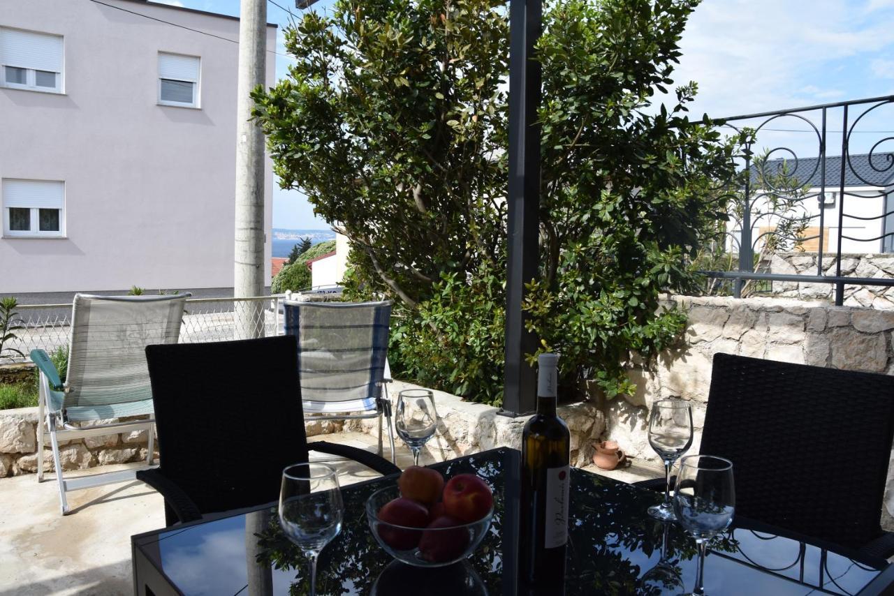 Apartman Vitamare 160 M From The Beach Novi Vinodolski Buitenkant foto