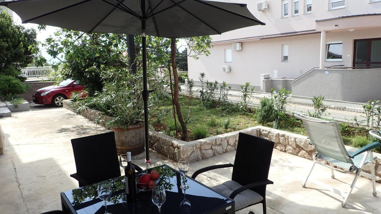 Apartman Vitamare 160 M From The Beach Novi Vinodolski Buitenkant foto